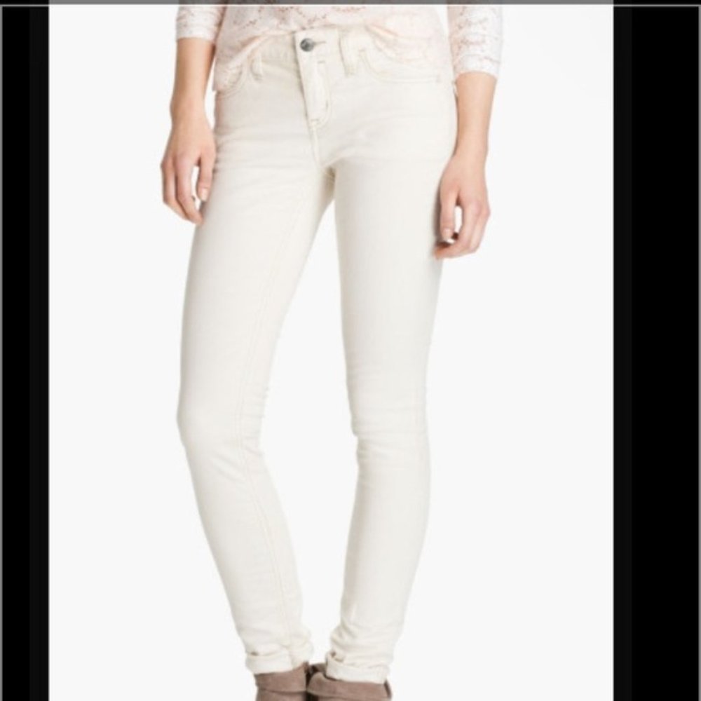 FREE PEOPLE Cream Corduroy Skinny Pant Size 27 EUC